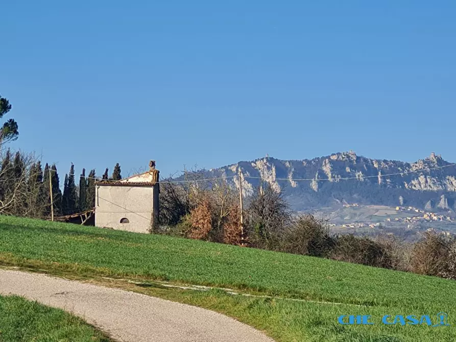 Immagine 4 di Rustico / casale in vendita  a Coriano