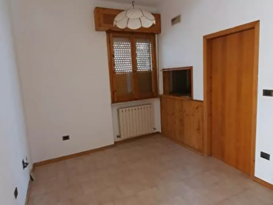 Immagine 8 di Casa semindipendente in vendita  a Gradara