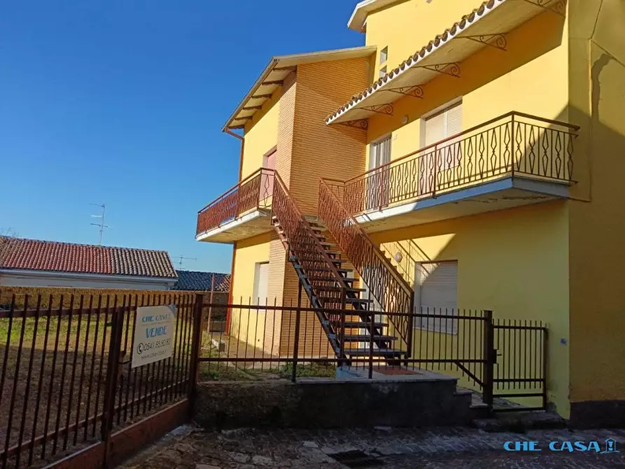Immagine 5 di Casa semindipendente in vendita  a Tavoleto
