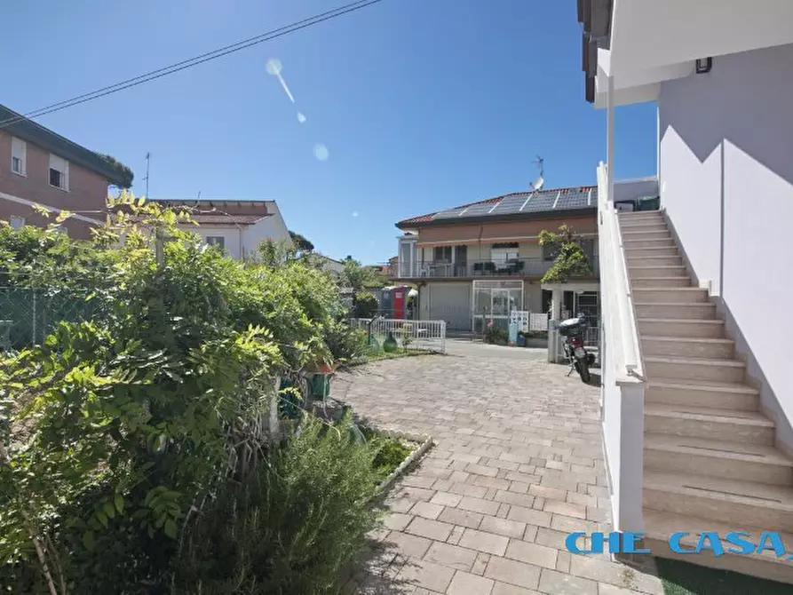 Immagine 2 di Casa semindipendente in vendita  9 a Riccione