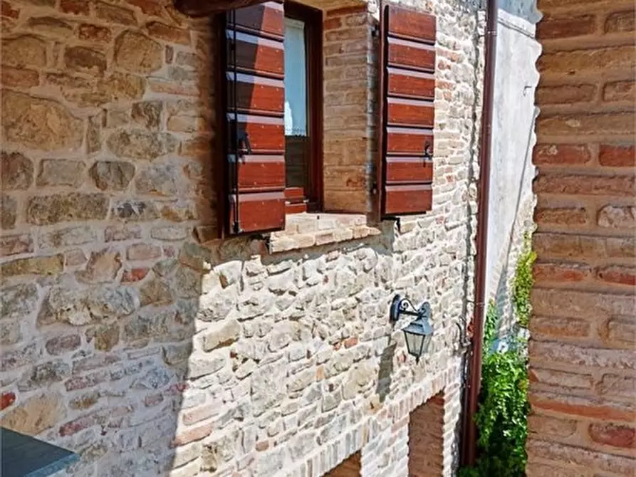 Immagine 2 di Casa semindipendente in vendita  2 a Montefiore Conca