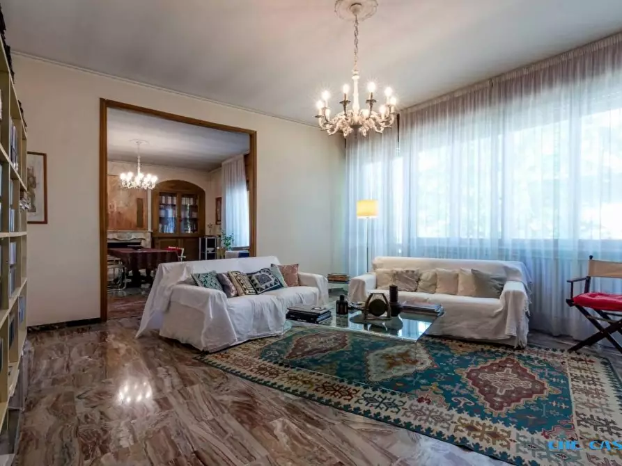 Immagine 7 di Villa in vendita  a Cattolica