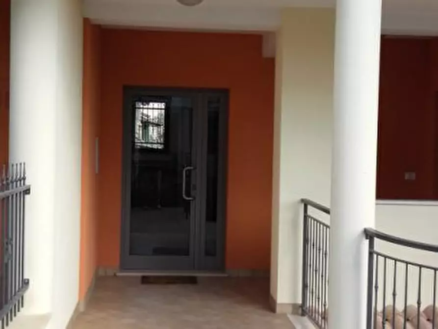 Immagine 2 di Ufficio in vendita  a Pianella