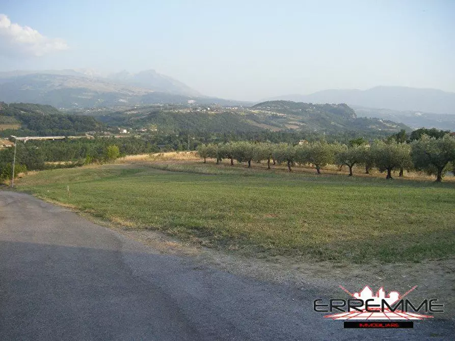 Immagine 1 di Terreno edificabile in vendita  a Rosciano