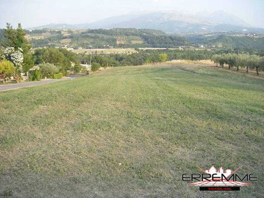 Immagine 2 di Terreno edificabile in vendita  a Rosciano