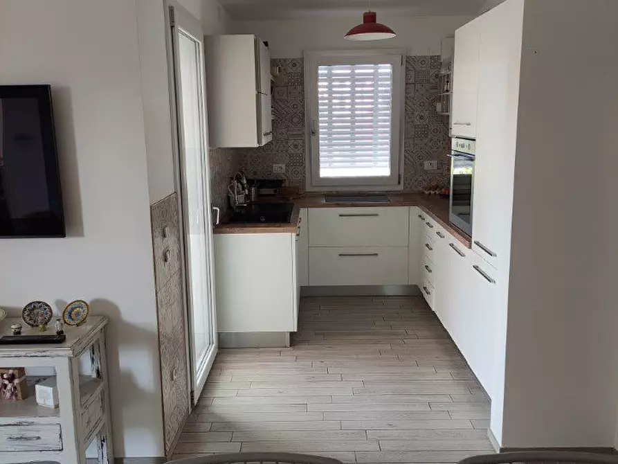 Immagine 7 di Villa in vendita  a Cepagatti