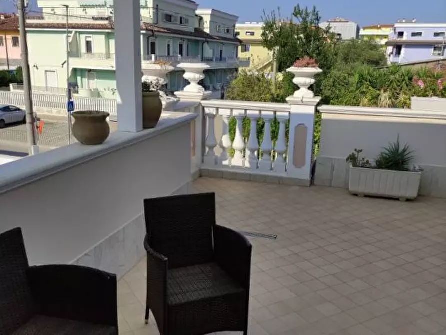 Immagine 10 di Villa in vendita  a Cepagatti
