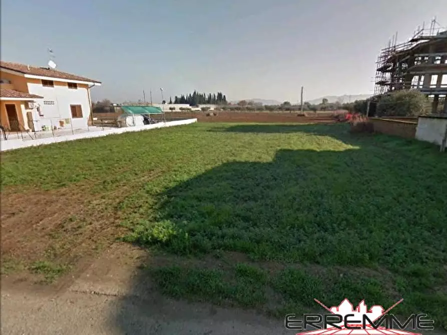 Immagine 2 di Terreno edificabile in vendita  a Cepagatti