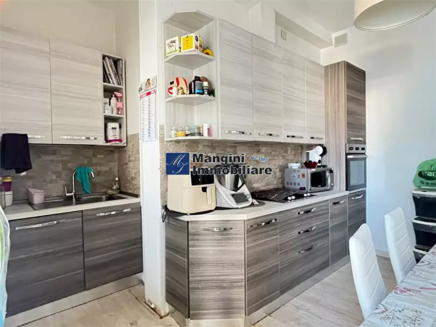 Immagine 10 di Appartamento in vendita  a Livorno