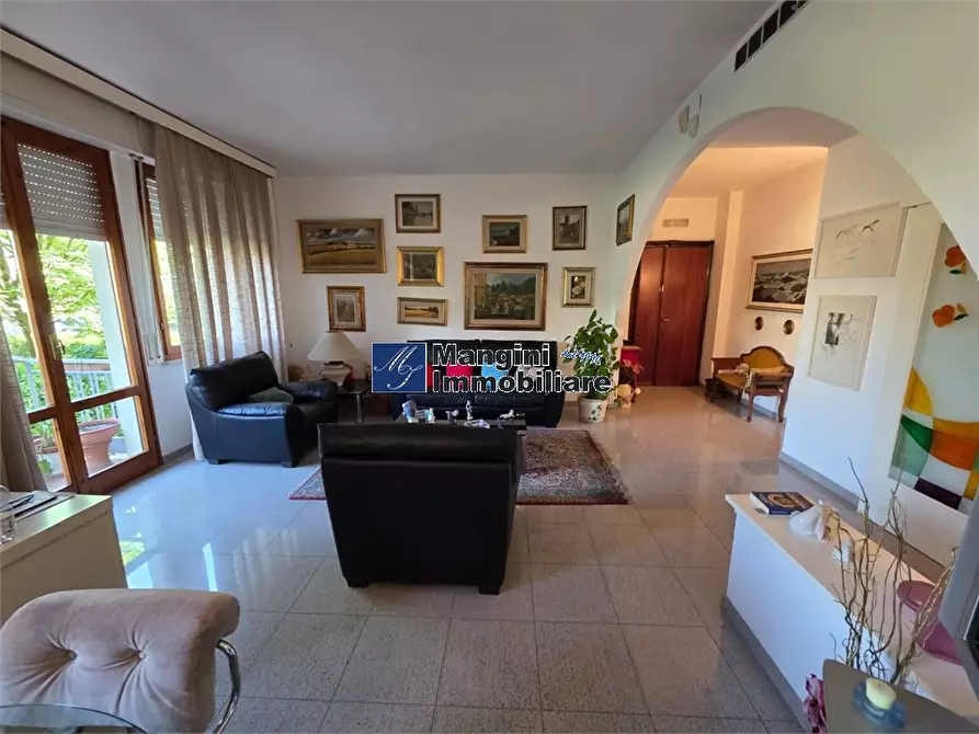 Immagine 6 di Appartamento in vendita  a Livorno