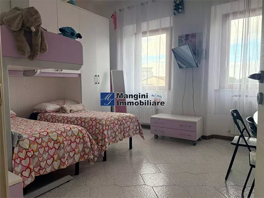 Immagine 5 di Appartamento in vendita  a Livorno
