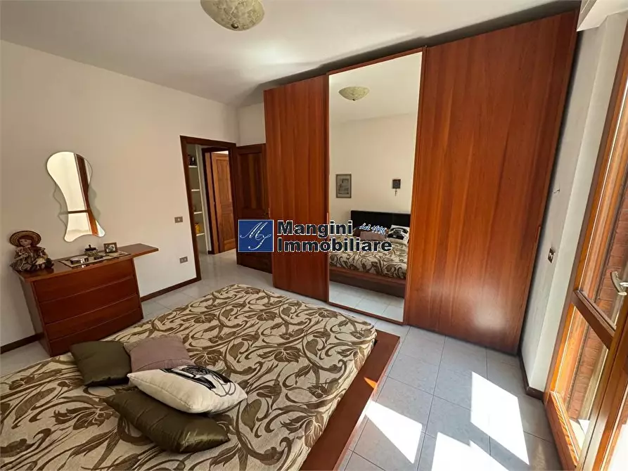 Immagine 5 di Appartamento in vendita  a Livorno