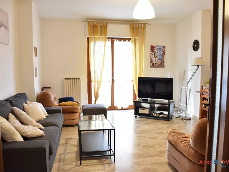 Immagine 1 di Appartamento in affitto  10 a Vasto