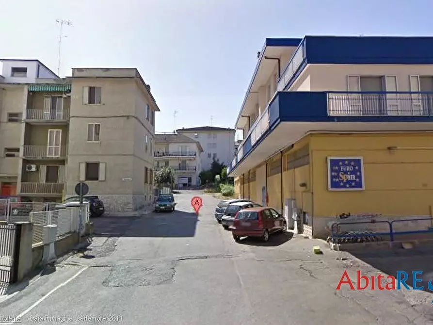 Immagine 9 di Garage in affitto  a Vasto