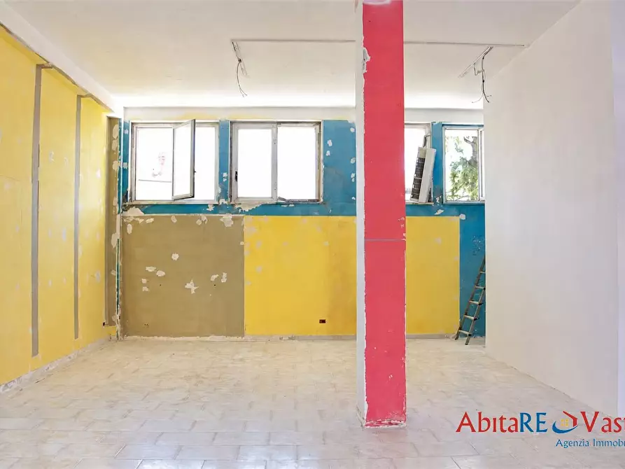 Immagine 5 di Negozio in vendita  13 a Vasto