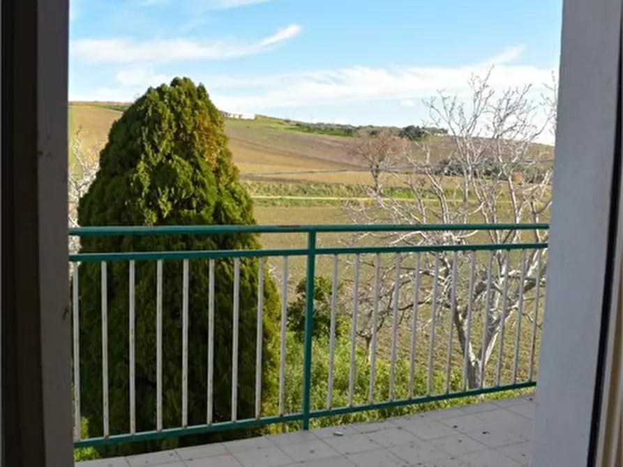 Immagine 9 di Rustico / casale in vendita  M a Montenero Di Bisaccia