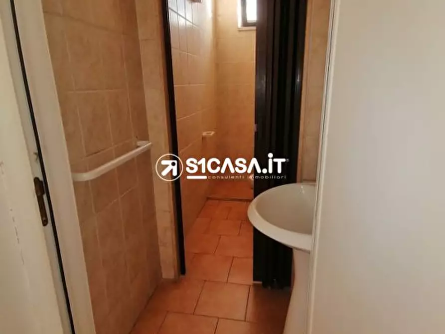 Immagine 5 di Attività artigianale in affitto  4 a Galatone