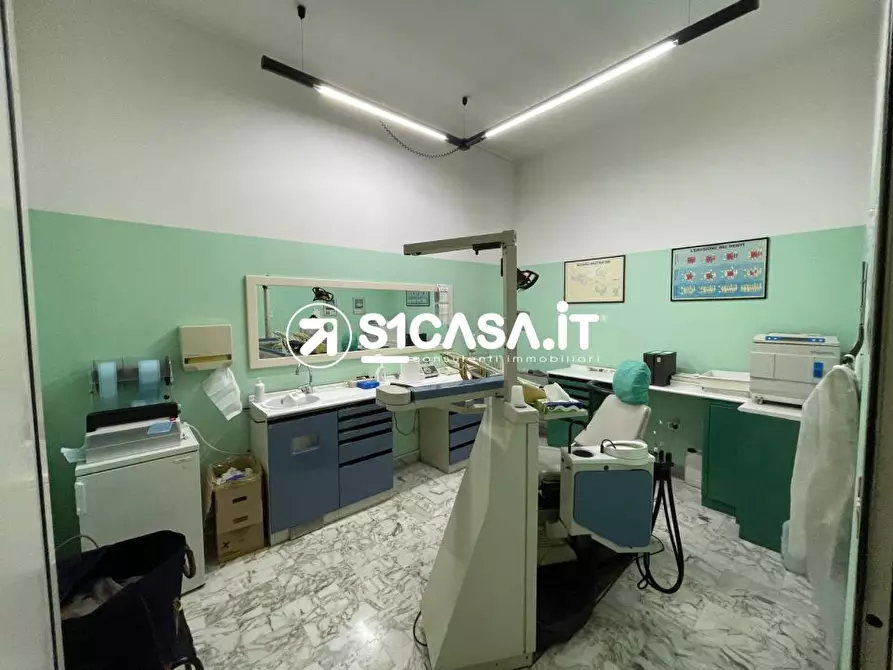 Immagine 6 di Negozio in affitto  a Galatone