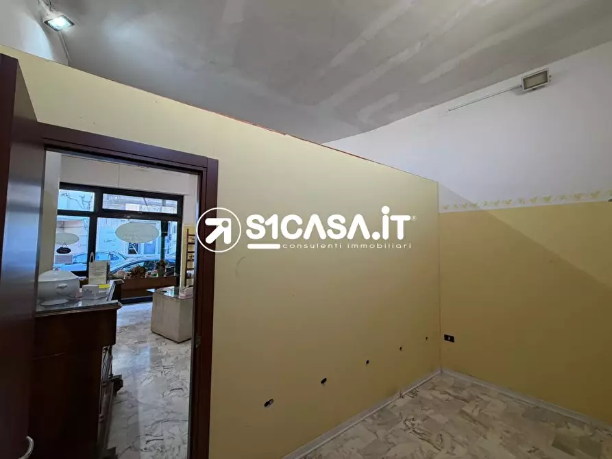 Immagine 3 di Negozio in affitto  a Galatone