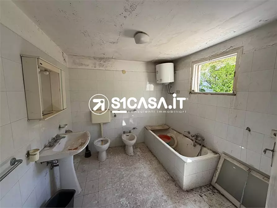 Immagine 10 di Casa semindipendente in vendita  14 a Galatone