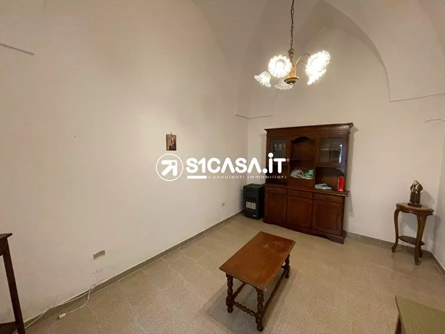 Immagine 8 di Casa semindipendente in vendita  a Cutrofiano