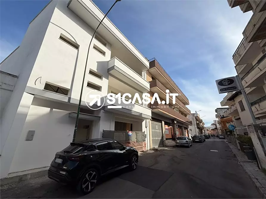Immagine 2 di Magazzino in vendita  28 a Galatone