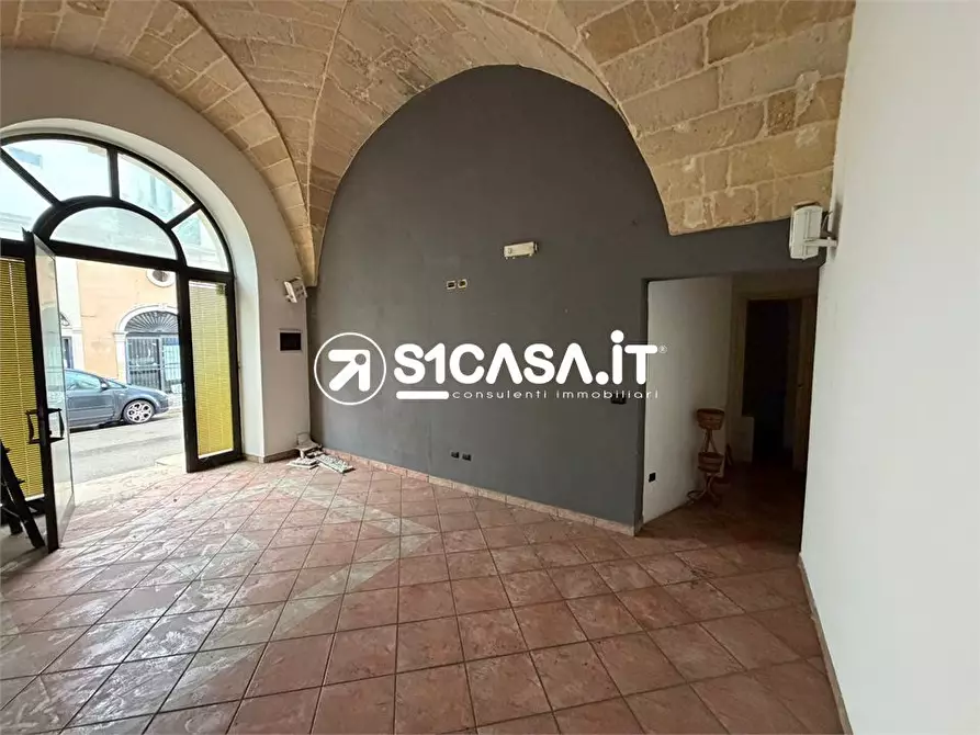 Immagine 5 di Negozio in vendita  35 a Galatone