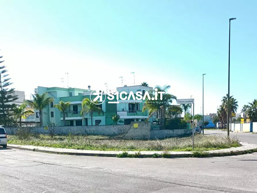 Immagine 5 di Terreno edificabile in vendita  a Galatone