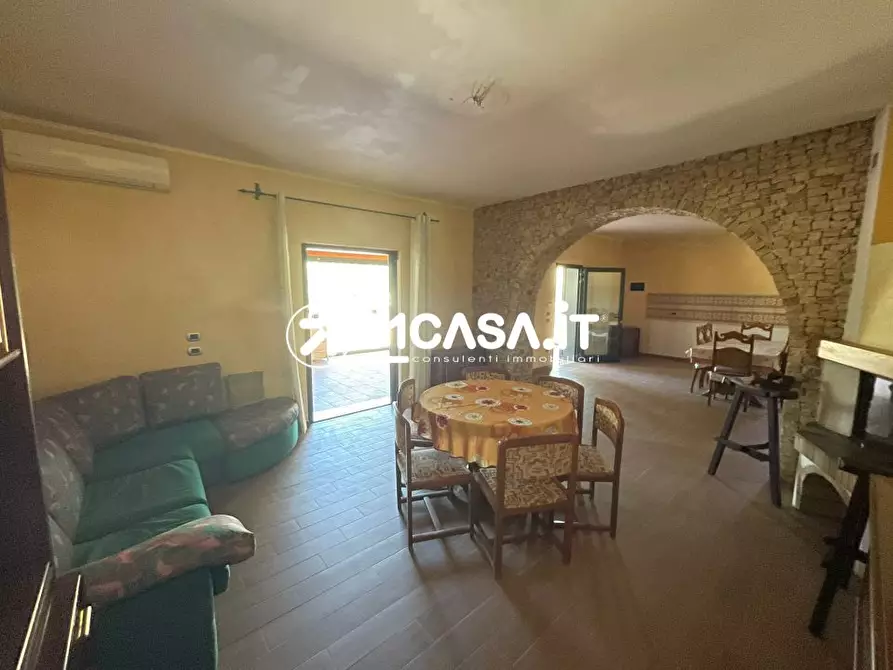 Immagine 7 di Villa in vendita  a Sannicola