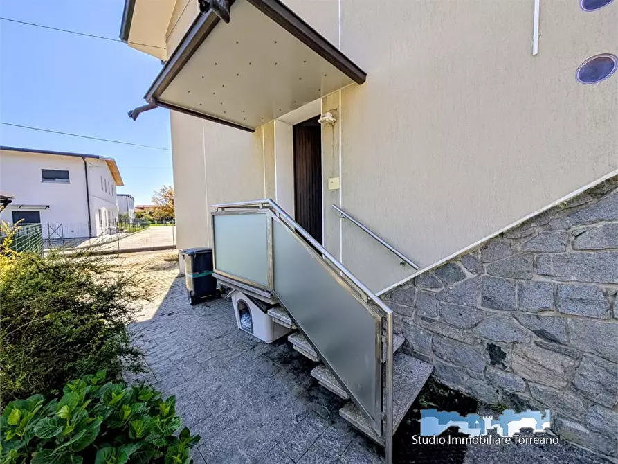 Immagine 6 di Villa in vendita  8 a Ivrea