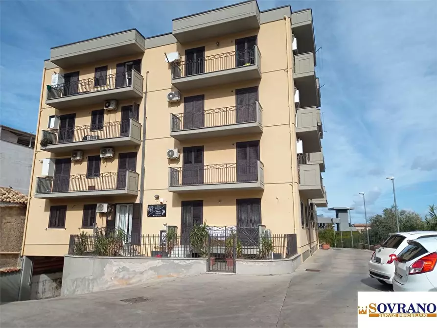 Immagine 2 di Appartamento in vendita  a Carini
