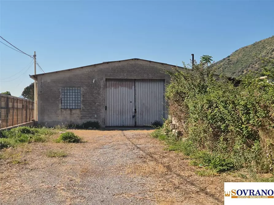 Immagine 2 di Capannone industriale in affitto  a Palermo