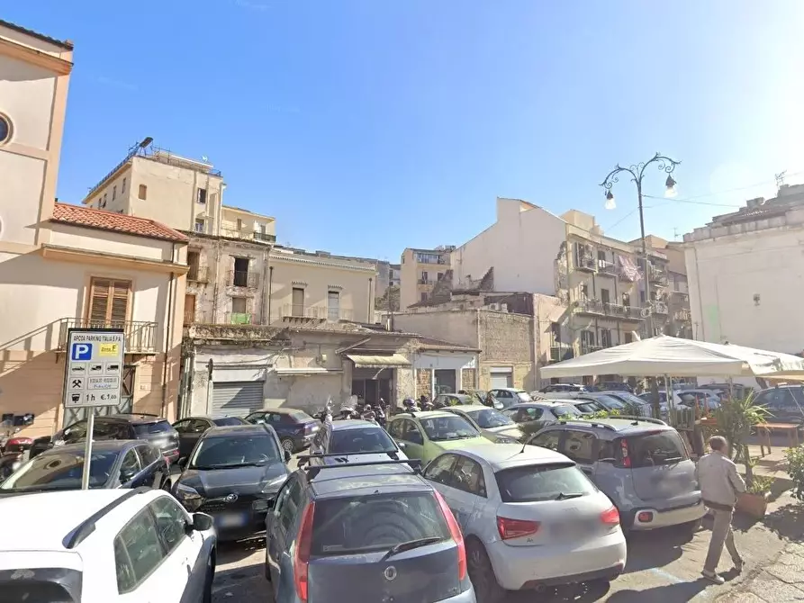 Immagine 2 di Negozio in affitto  a Palermo