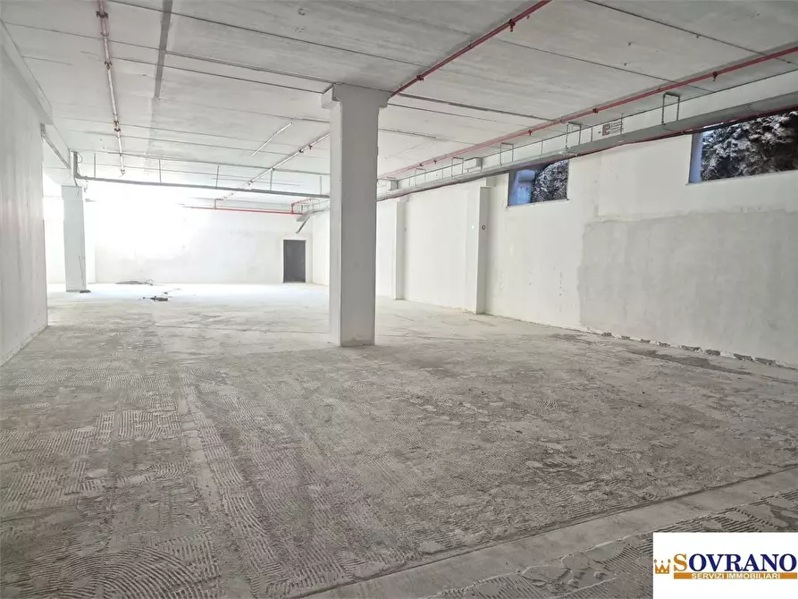 Immagine 3 di Magazzino in affitto  197 a Carini