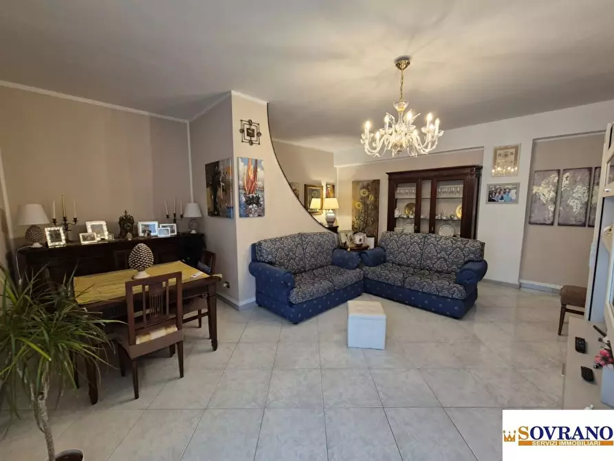 Immagine 10 di Appartamento in vendita  a Carini