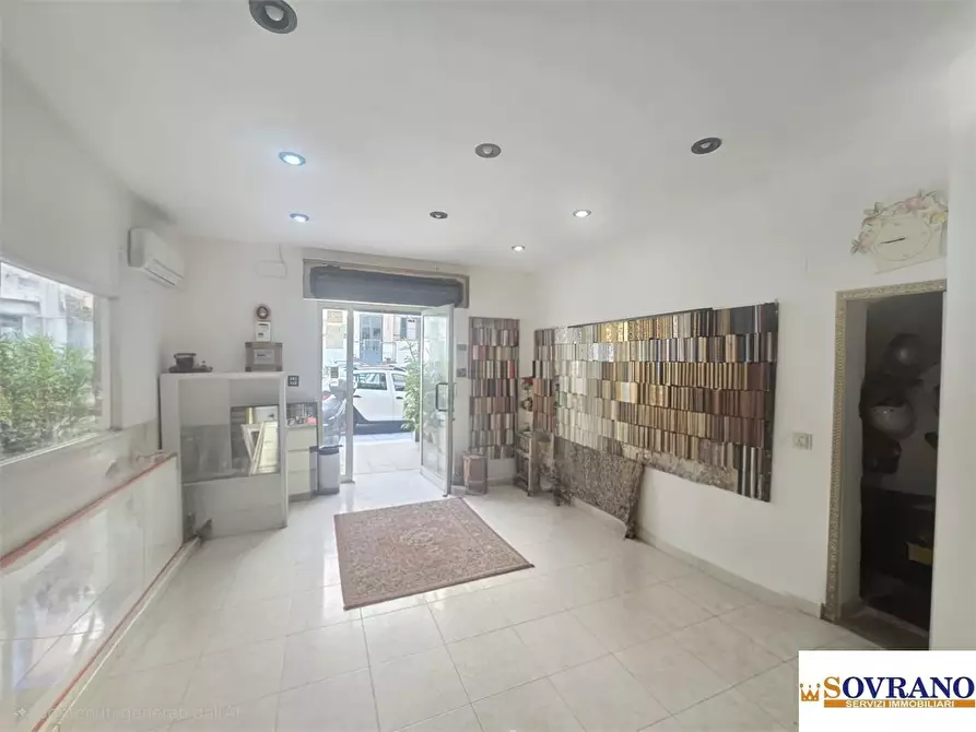 Immagine 2 di Appartamento in vendita  a Palermo