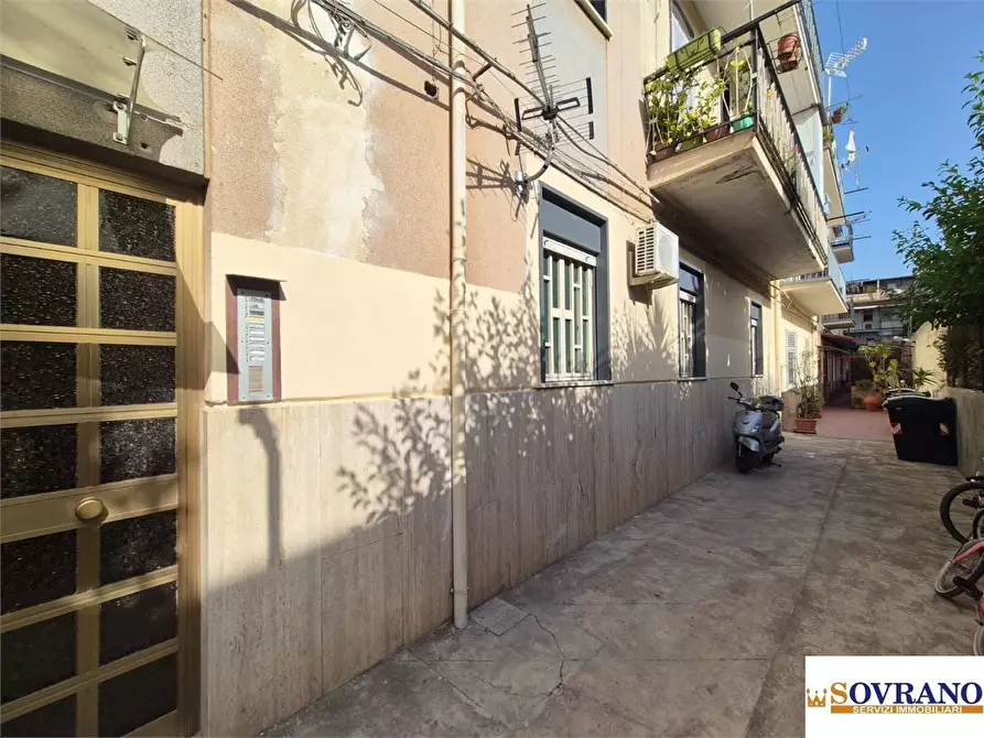 Immagine 2 di Appartamento in vendita  a Palermo