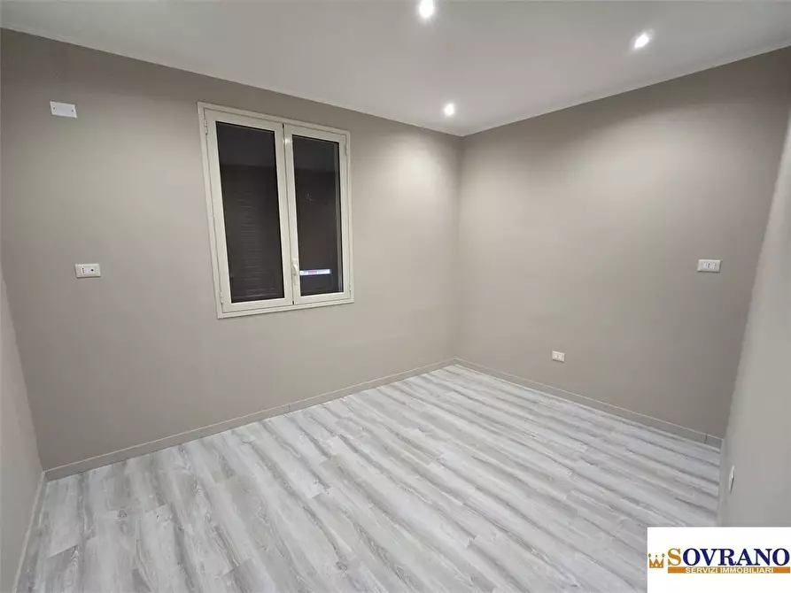 Immagine 3 di Appartamento in vendita  74 a Palermo