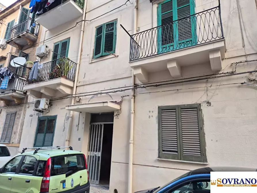 Immagine 2 di Appartamento in vendita  a Palermo