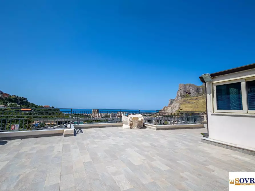 Immagine 3 di Appartamento in vendita  a Palermo