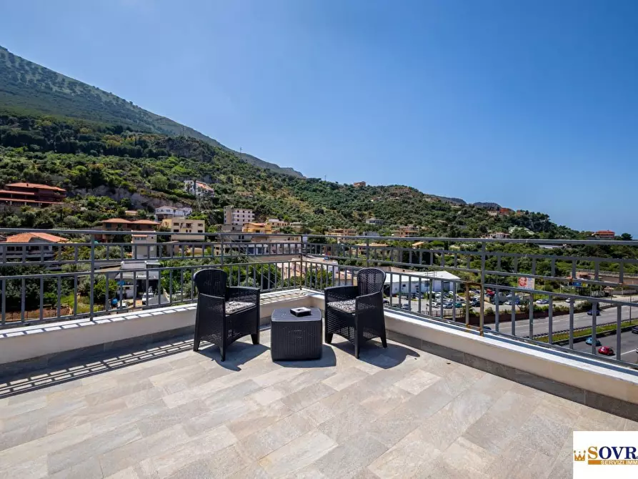 Immagine 5 di Appartamento in vendita  a Palermo