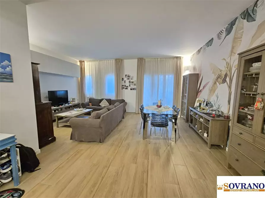 Immagine 6 di Appartamento in vendita  a Palermo