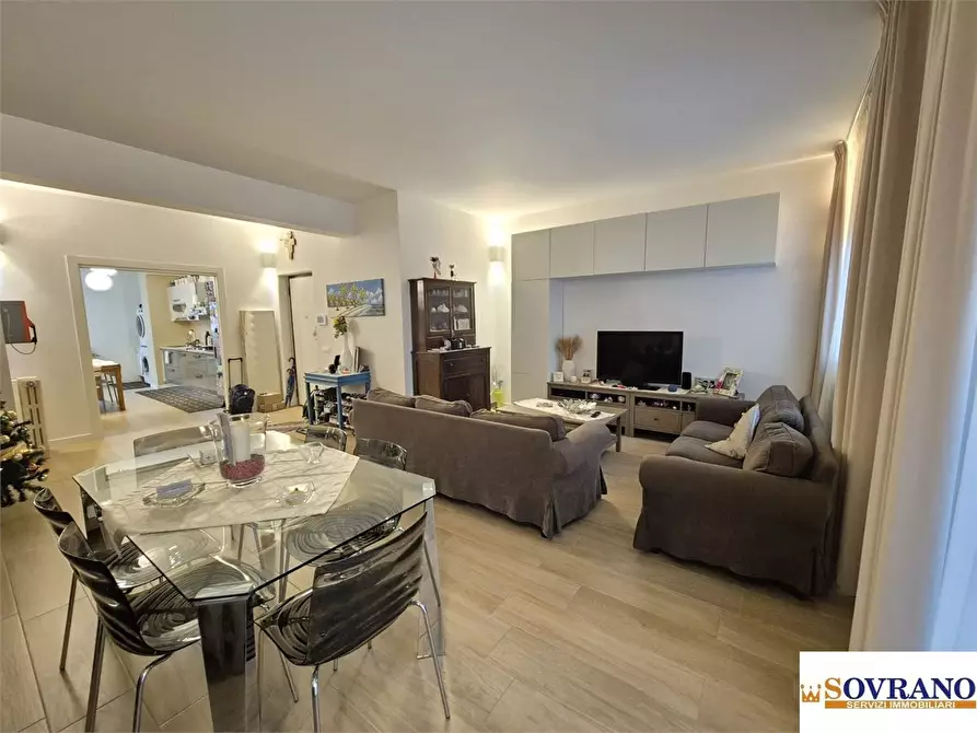 Immagine 7 di Appartamento in vendita  a Palermo