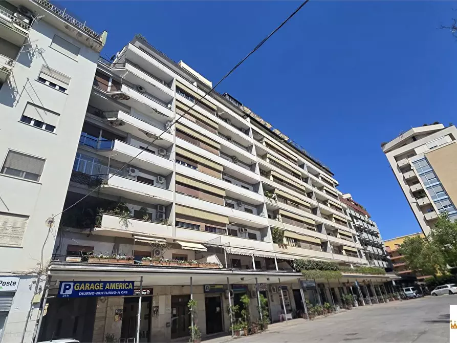 Immagine 1 di Appartamento in vendita  a Palermo
