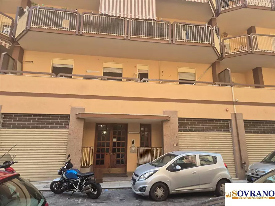 Immagine 2 di Appartamento in vendita  a Palermo