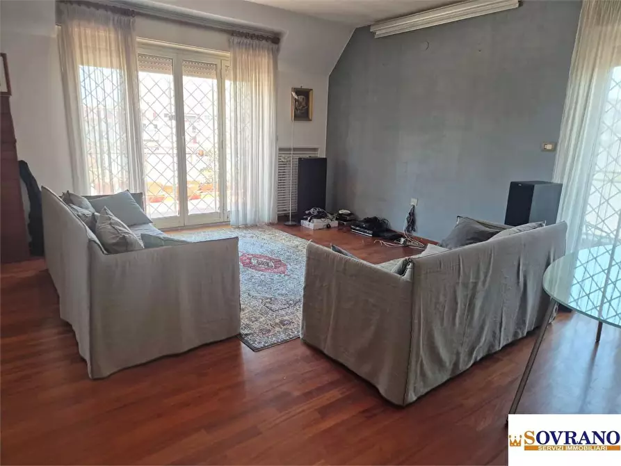 Immagine 10 di Appartamento in vendita  a Palermo