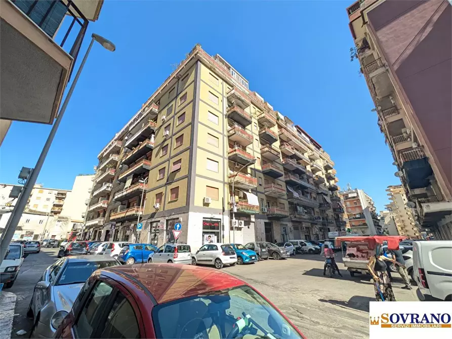Immagine 2 di Appartamento in vendita  a Palermo
