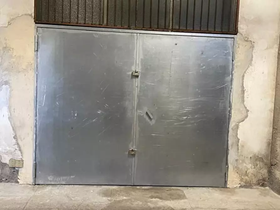 Immagine 2 di Garage in vendita  14 a Palermo