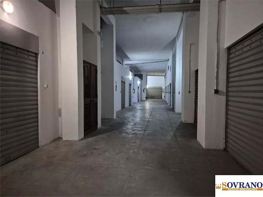 Immagine 4 di Garage in vendita  26 a Palermo