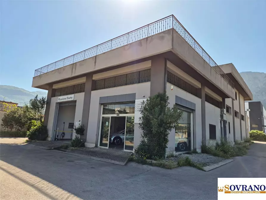 Immagine 3 di Capannone industriale in vendita  a Carini